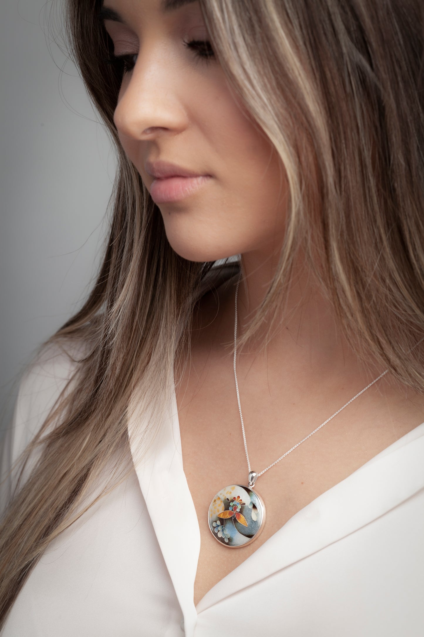 Bloom pendant